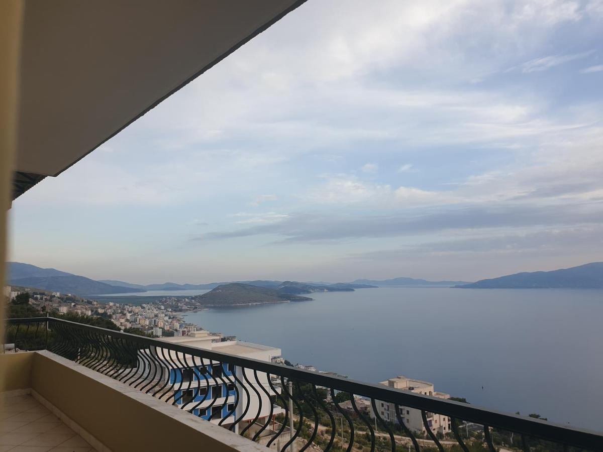 Villa Luiza Sarandë エクステリア 写真